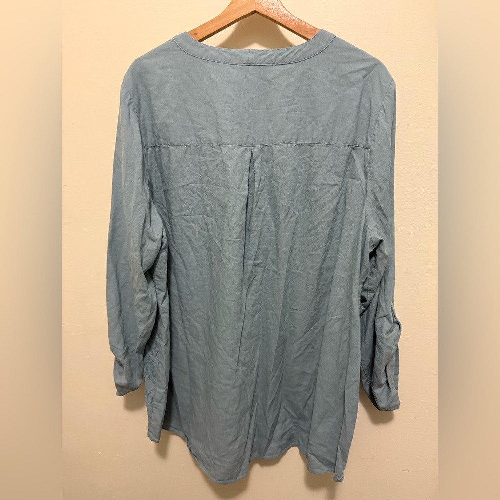 Soft Surroundings Blue Embroidered V-neck Tunic 3/4 sleeve - Picture 3 of 5